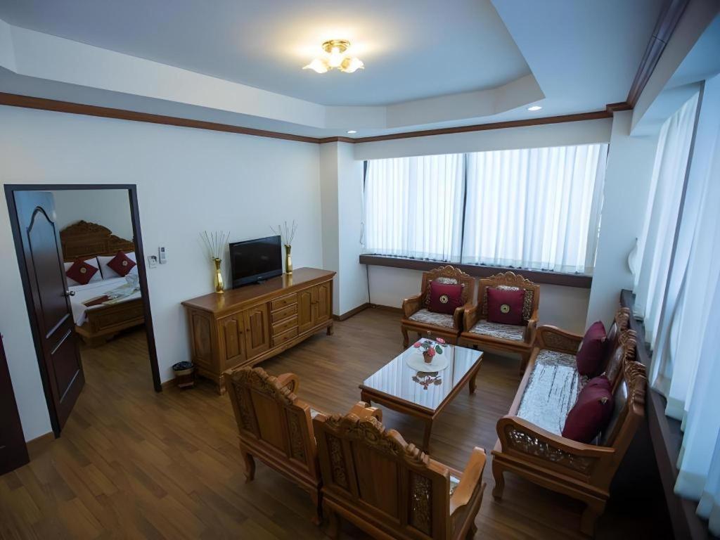 Hotel B2 Chang Phueak Gate Premier Chiang Mai