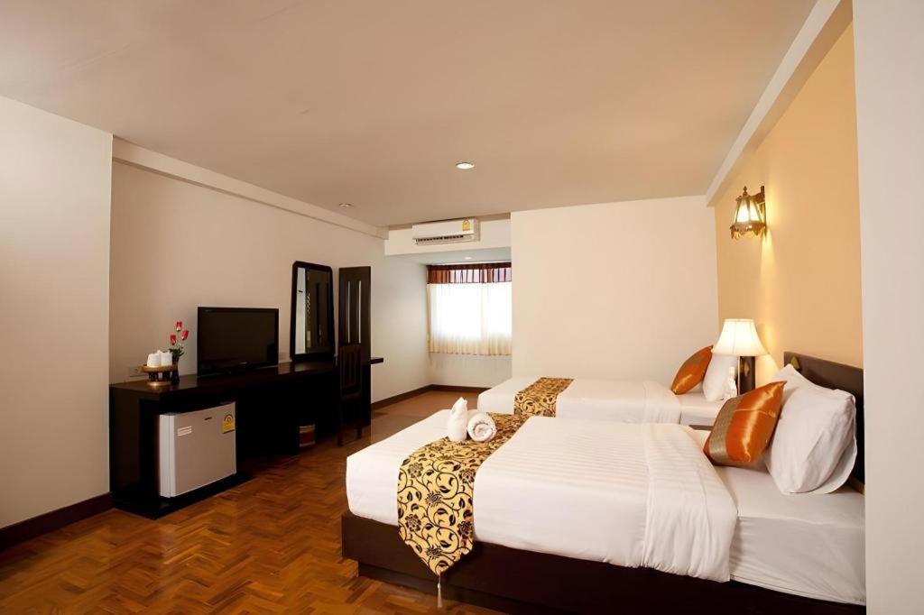 B2 Chang Phueak Gate Premier 3*